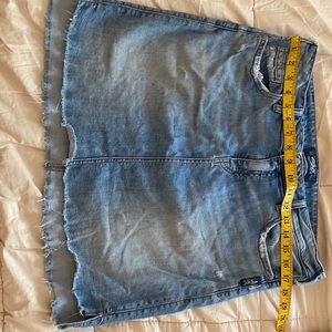 Silver jeans co skirt